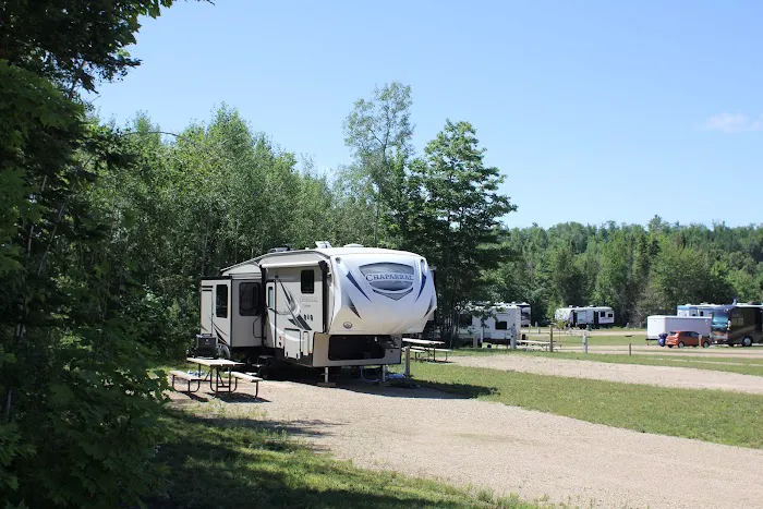 Pictured Rocks RV Park Picture 5