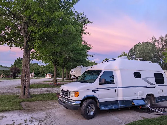 Cozy Corners RV Park Picture 4