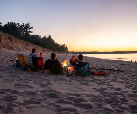Au Train Beach Campground