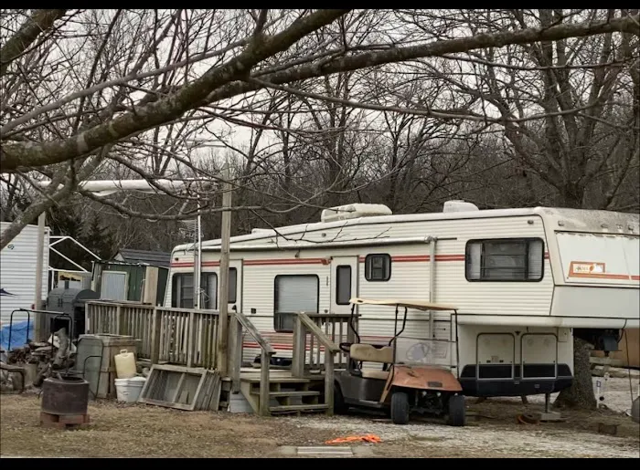 Eagle's Nest RV Resort Picture 3