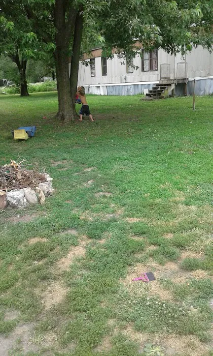 Doolittle Mobile Home Park Picture 4