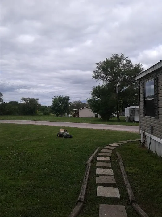 Doolittle Mobile Home Park Picture 3