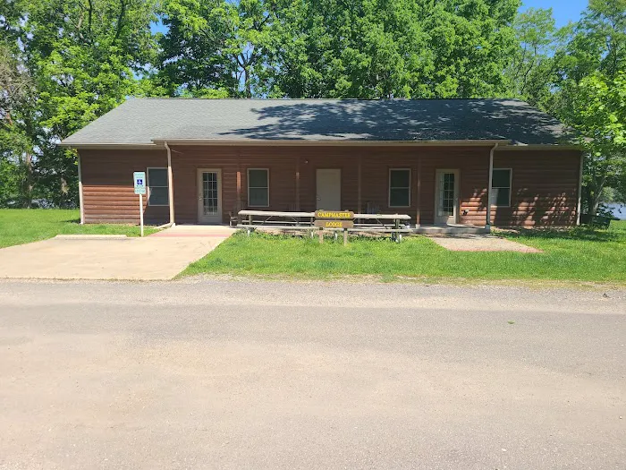 Campmaster Lodge Picture 1