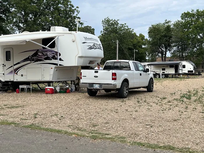 Southern Comfort RV Park Picture 7