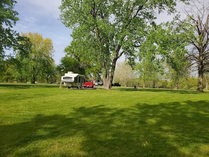 Hickory Point Campground Picture 10