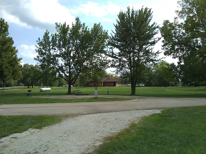 Hickory Point Campground Picture 4