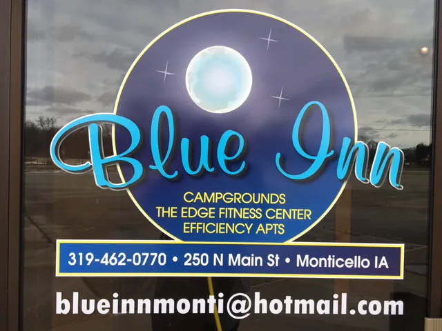 Blue Inn Picture 3