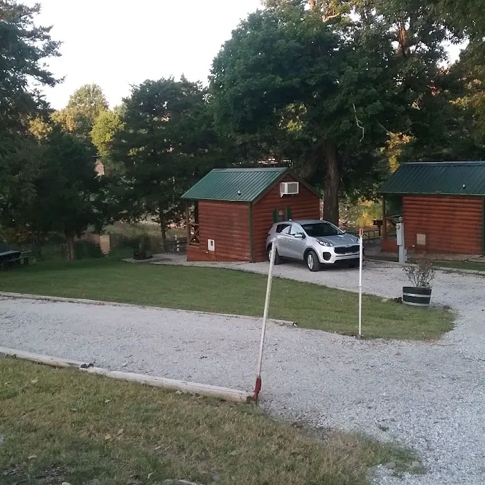 Water's Edge RV and Cabin Resort Picture 8