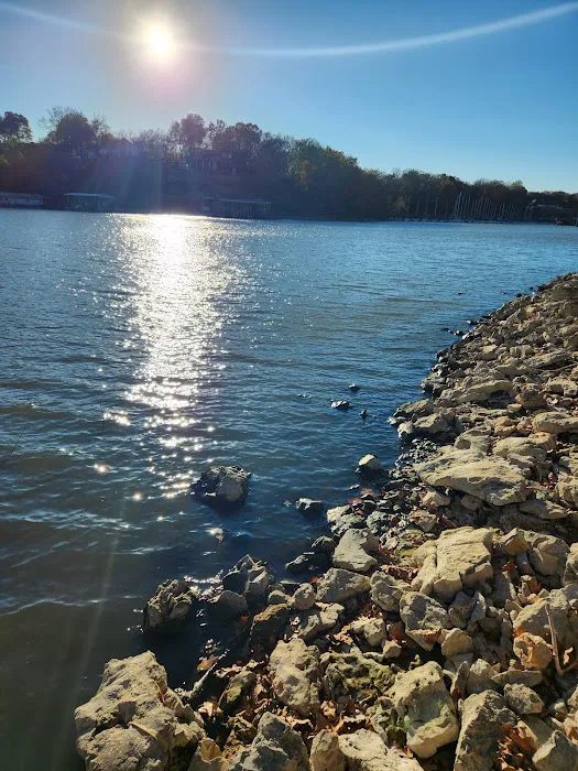 Water's Edge RV and Cabin Resort Picture 5