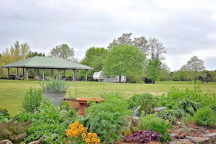 Lazy R RV Park Picture 2