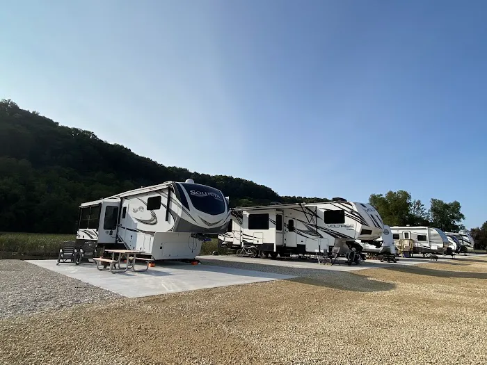 Sandbar Campground Picture 1