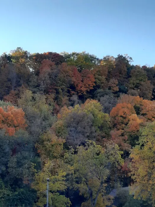 Great River Road RV Campground Picture 10