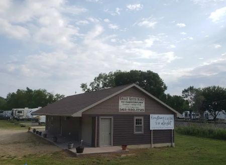 Great River Road RV Campground