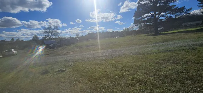 Wynn's RV Park Picture 1