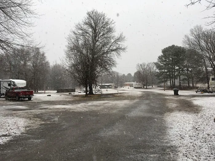 Wilburton Pine Creek RV Park Picture 4