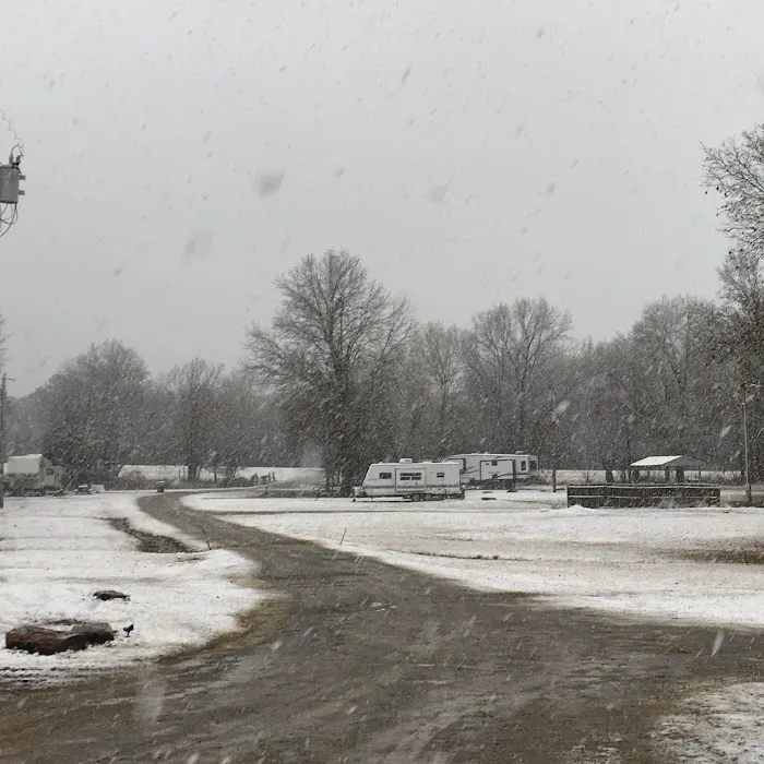 Wilburton Pine Creek RV Park Picture 6