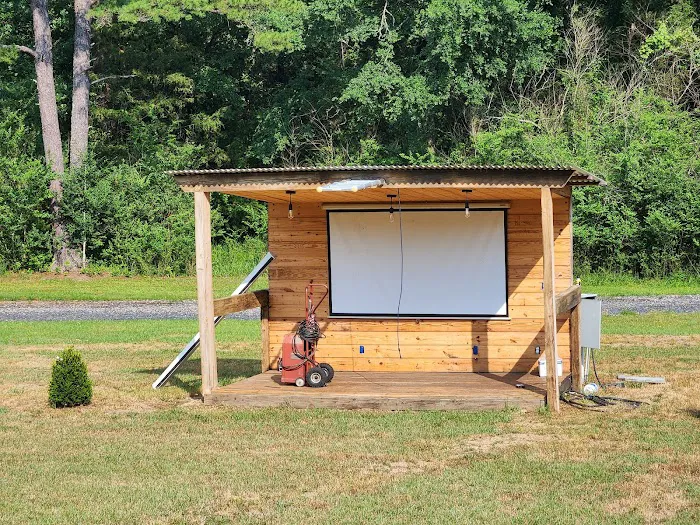 Chigger Hill RV Park Picture 9