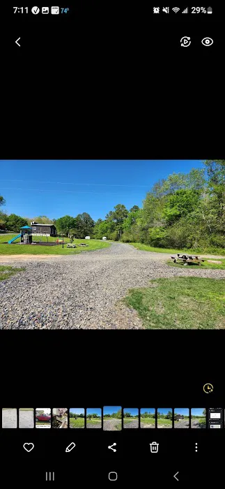 Chigger Hill RV Park Picture 3