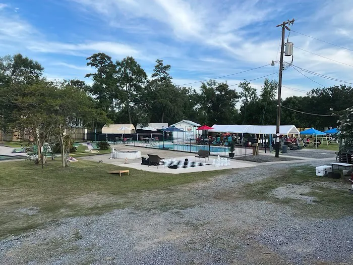Salt Bayou Kampground Picture 6