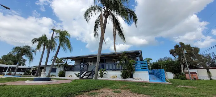 Mariners Cove Mobile Home Park Picture 7