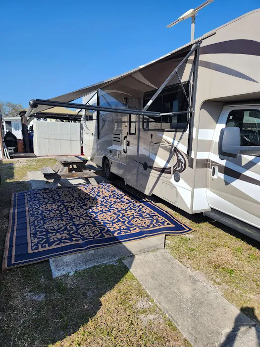 Travel World RV Park Picture 2