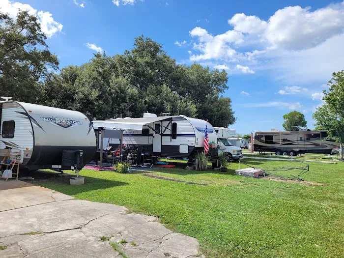 Richmar RV and Manufactured Home Community Picture 8