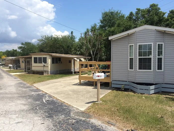 Lakeview Mobile Home & RV Park Picture 5