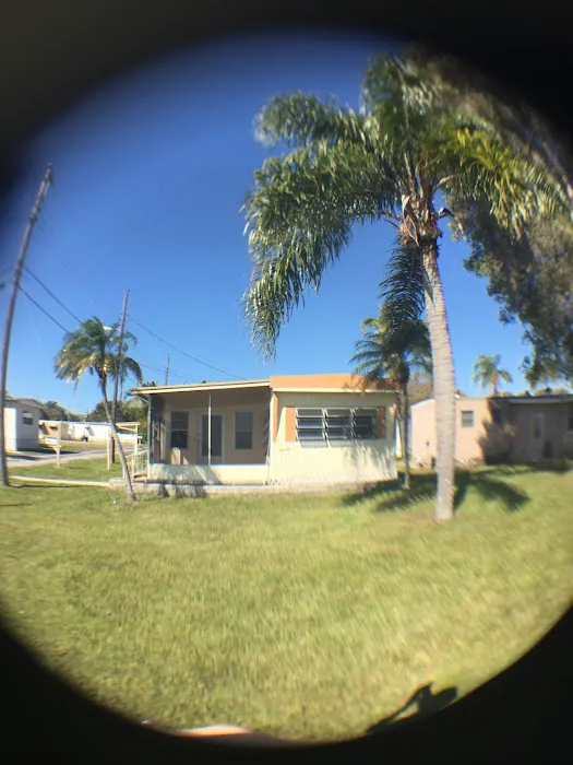 Lakeview Mobile Home & RV Park Picture 6