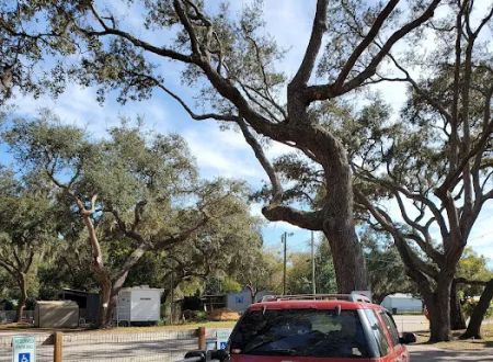 Lake Kissimmee Mobile Home Park