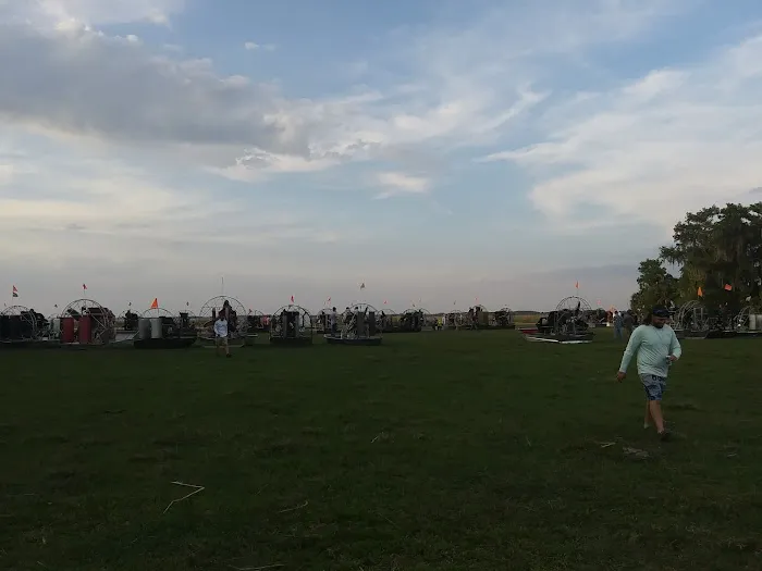Lake Kissimmee Mobile Home Park Picture 9