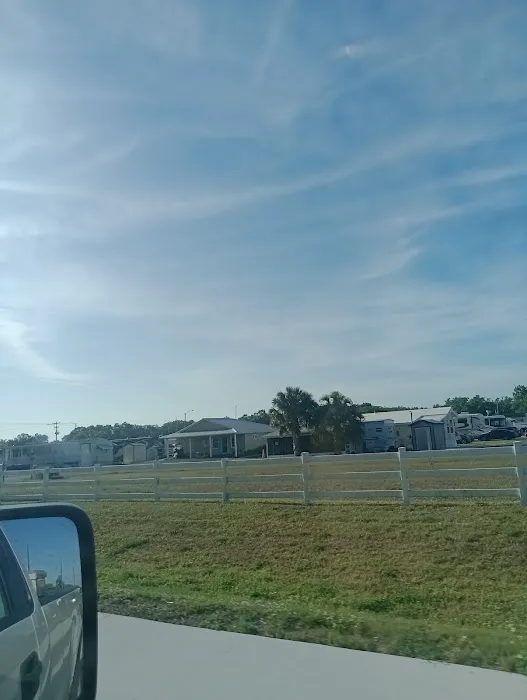 Lazy Acres RV Park Picture 2