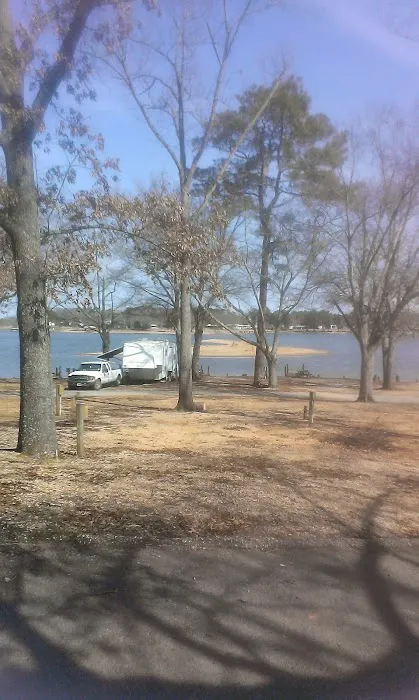 General Lee Marina & Campground Picture 6