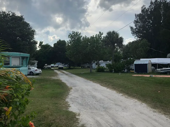 Sunset Mobile Home Court Picture 3