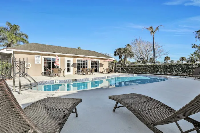 Palm Lake Club Picture 9