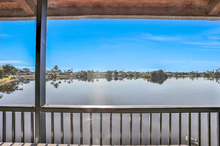 Palm Lake Club Picture 4