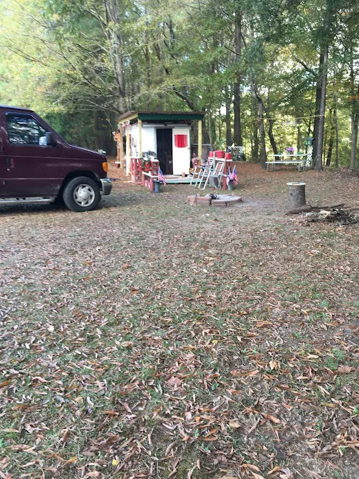 Black Bear Cove RV Campground Picture 9