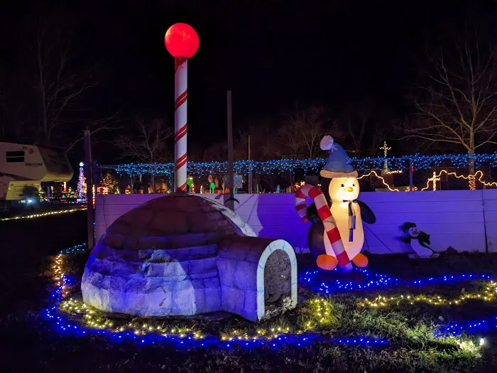 Candy Cane RV Park & Campground Picture 10