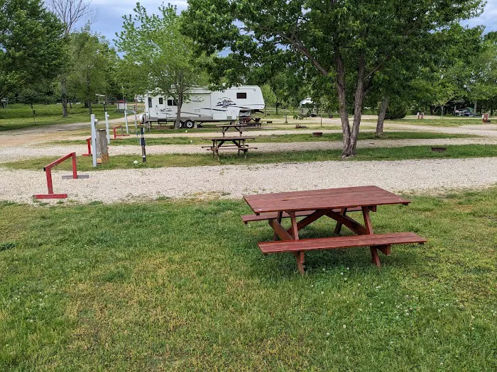 Candy Cane RV Park & Campground Picture 8
