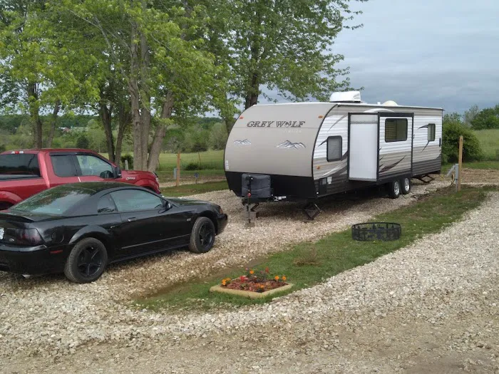 End of the Trail RV Park Picture 4