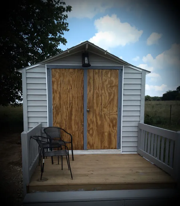 End of the Trail RV Park Picture 9