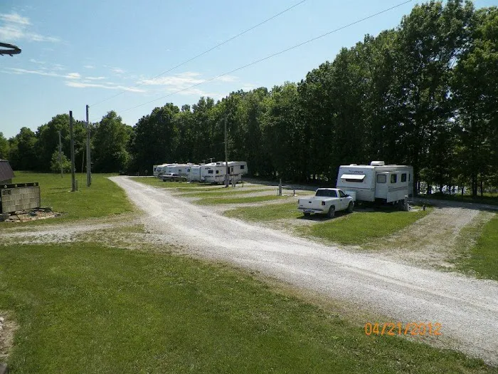 3 Mile RV Park Picture 9
