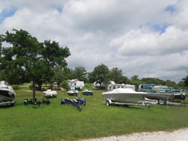 Meadow Park Picture 4