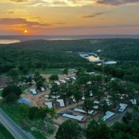 The Cove at Lake Tenkiller ico