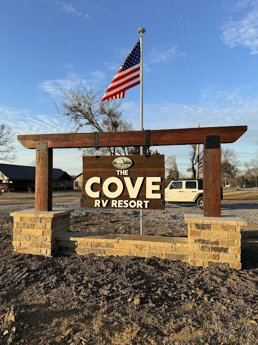 The Cove at Lake Tenkiller Picture 6