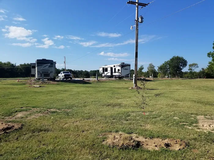 Circle 5B RV Park Picture 3
