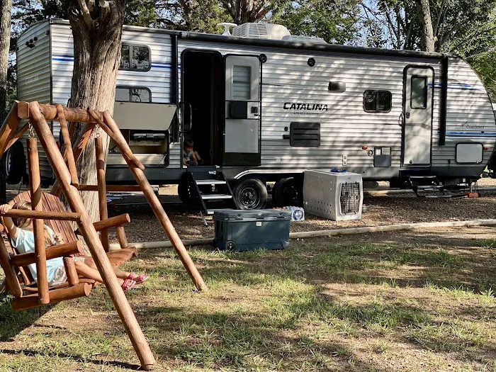 Highway 2 RV Park Picture 10