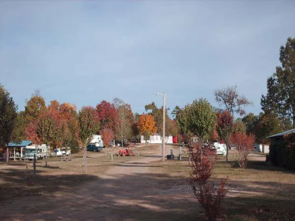 Hochatown RV Park Picture 4