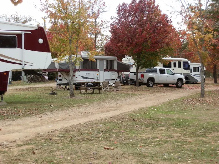 Hochatown RV Park Picture 2
