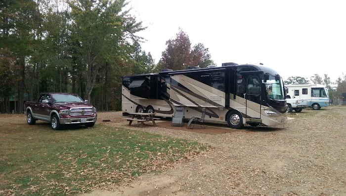 Hochatown RV Park Picture 6