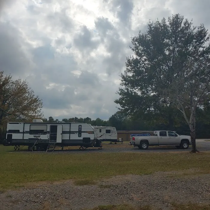 Southern R.V. Park Picture 4